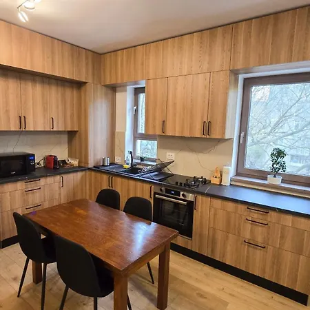 Happy - Modern With Private Underground Parking * Craiova