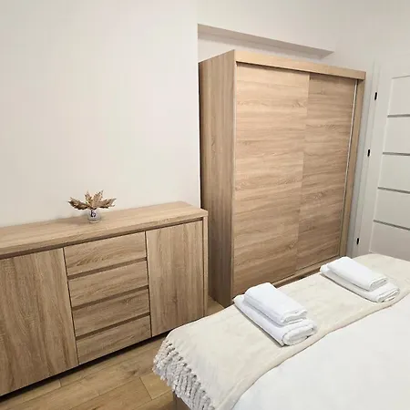 Happy - Modern With Private Underground Parking Apartmán Craiova