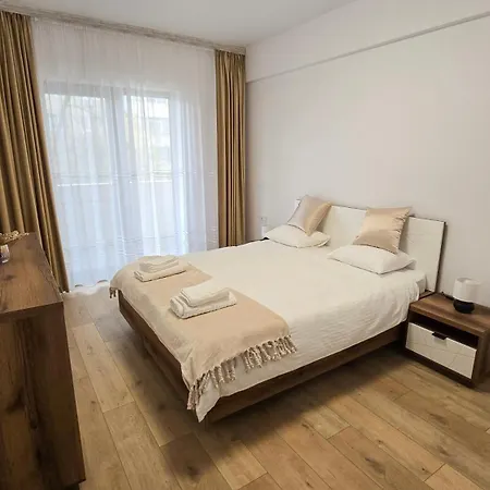 Happy - Modern With Private Underground Parking *