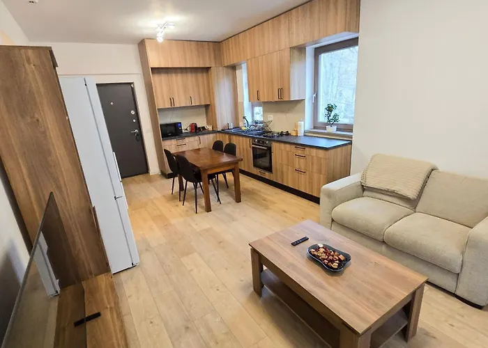 Happy - Modern With Private Underground Parking קריובה