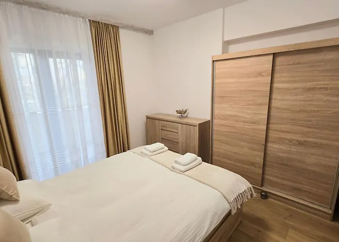 Happy - Modern With Private Underground Parking 公寓