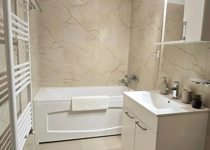 דירה Happy - Modern With Private Underground Parking קריובה