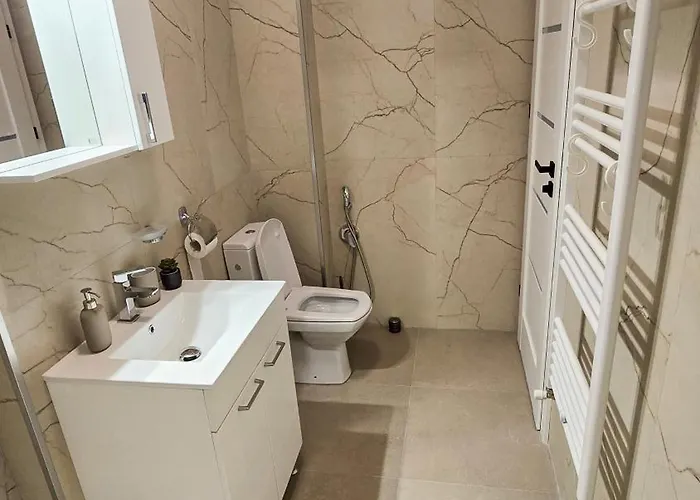 Happy - Modern With Private Underground Parking קריובה