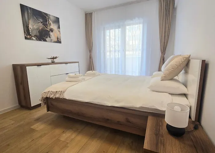 Happy - Modern With Private Underground Parking * קריובה