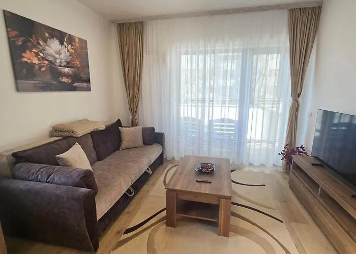 Happy - Modern With Private Underground Parking דירה